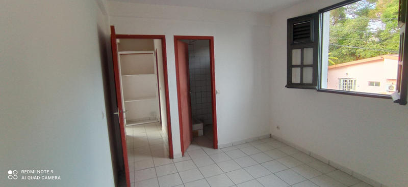 Appartement - 75 m² - 4 pièces