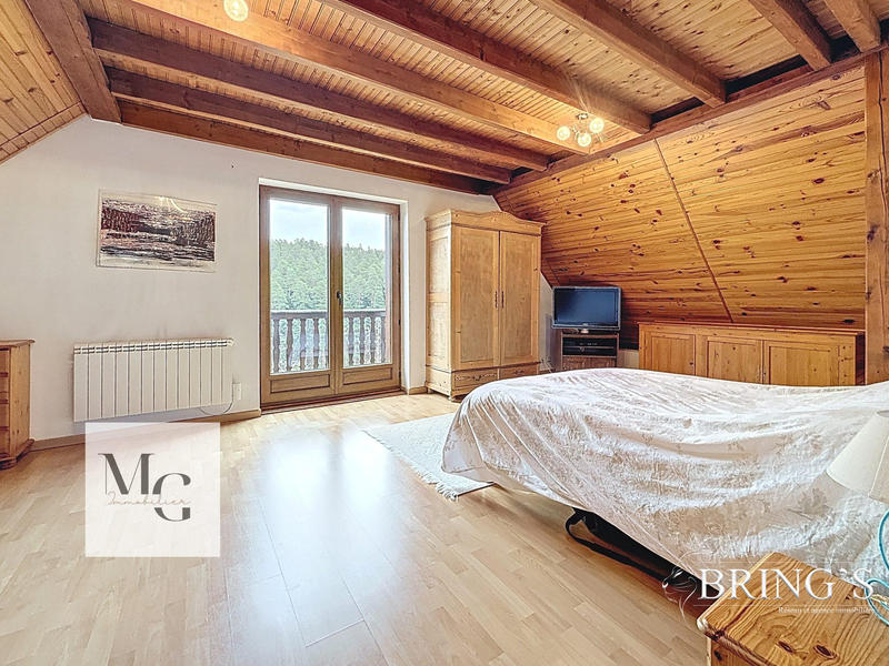 Maison - 96 m² - 4 pièces