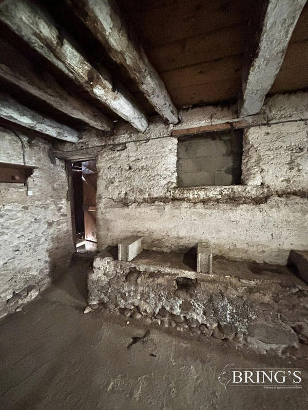 Maison - 141 m² - 6 pièces