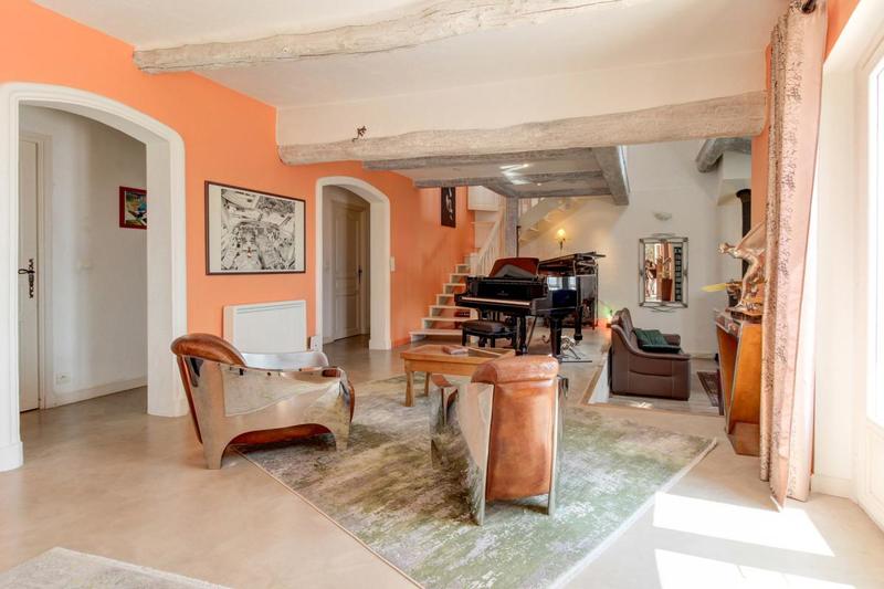 Villa - 250 m² - 7 pièces