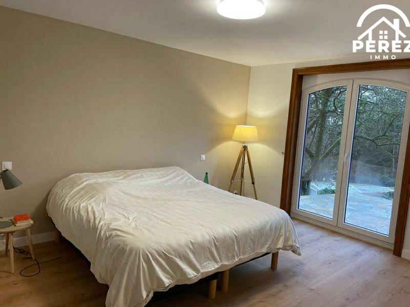 Villa - 278 m² - 10 pièces