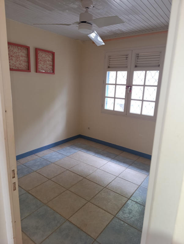 Maison - 363 m² - 8 pièces