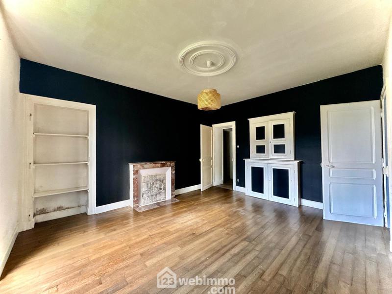 Immeuble - 191 m² - 12 pièces