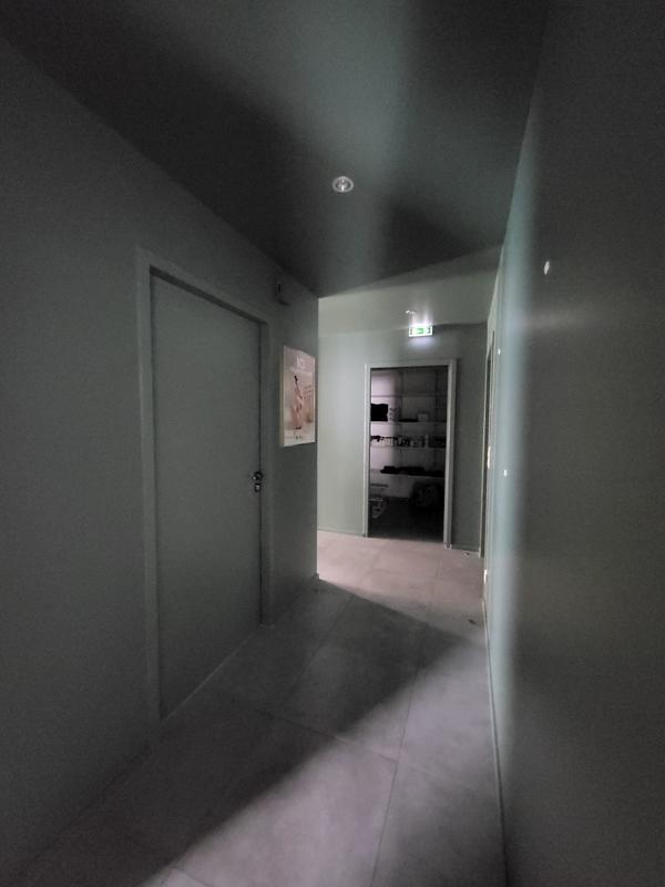 Bureau - 94 m² - 6 pièces