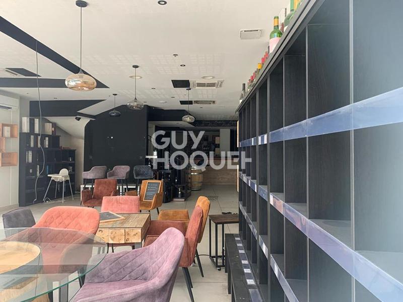 Local commercial - 121 m²