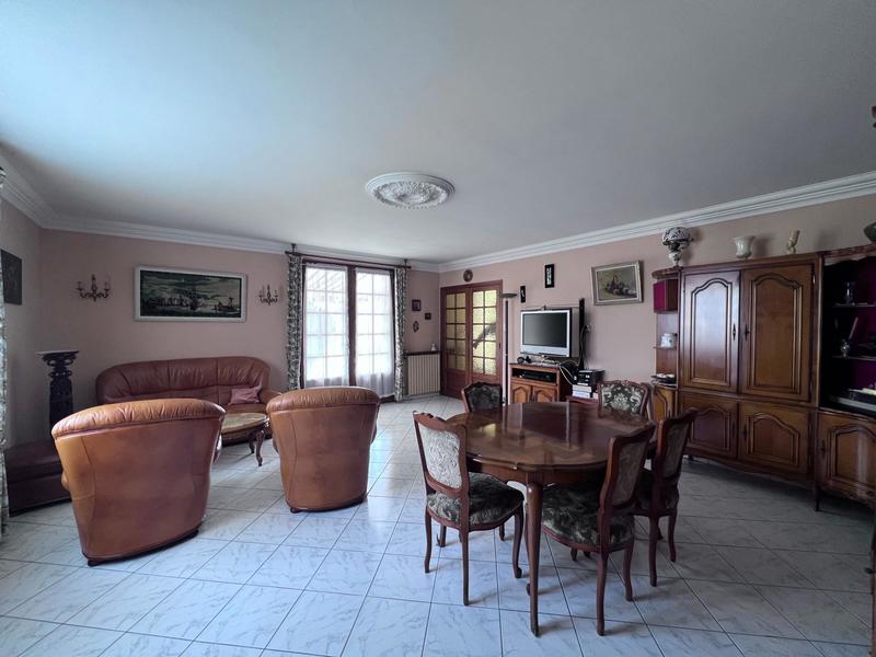 Maison - 131 m² - 7 pièces