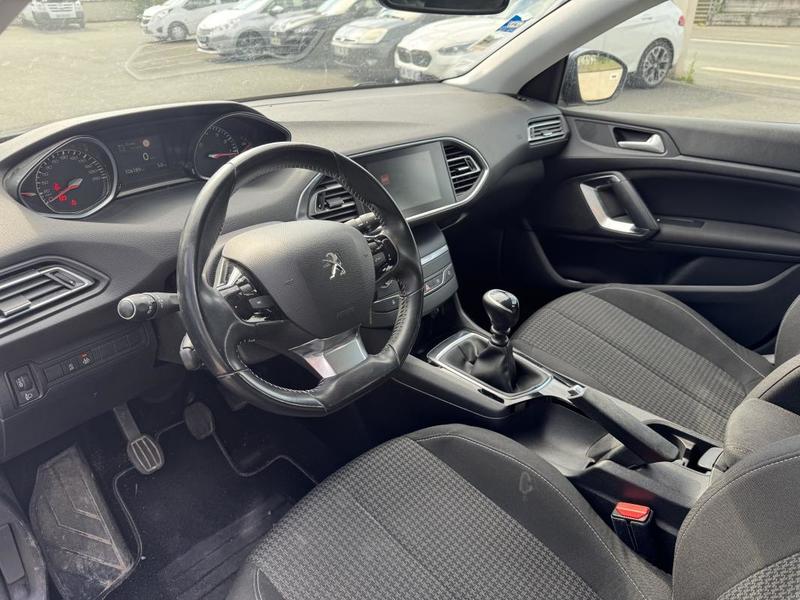 Peugeot 308 1.2 Thp 110 Ch Allure Garantie Peugeot 2029/ Reprise Possible