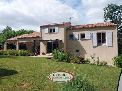 Maison - 190 m² - 10 pièces