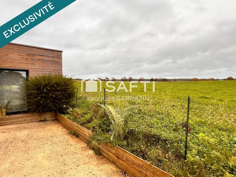 Maison - 220 m² - 6 pièces