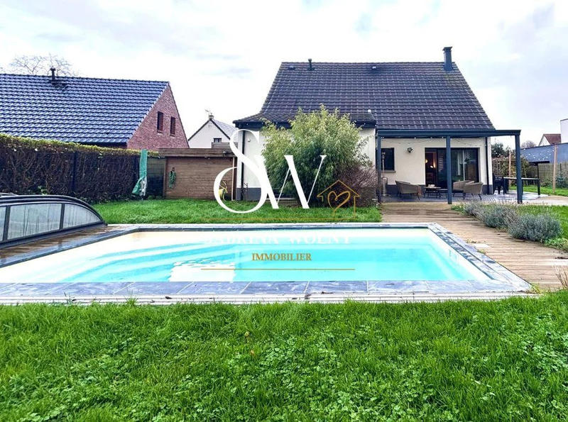 Maison traditionnelle - 140 m² - 6 pièces