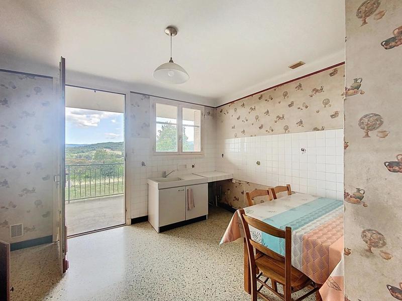 Maison - 84 m² - 5 pièces