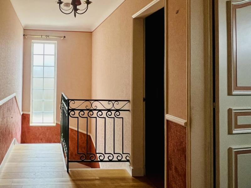 Pavillon - 132 m² - 7 pièces