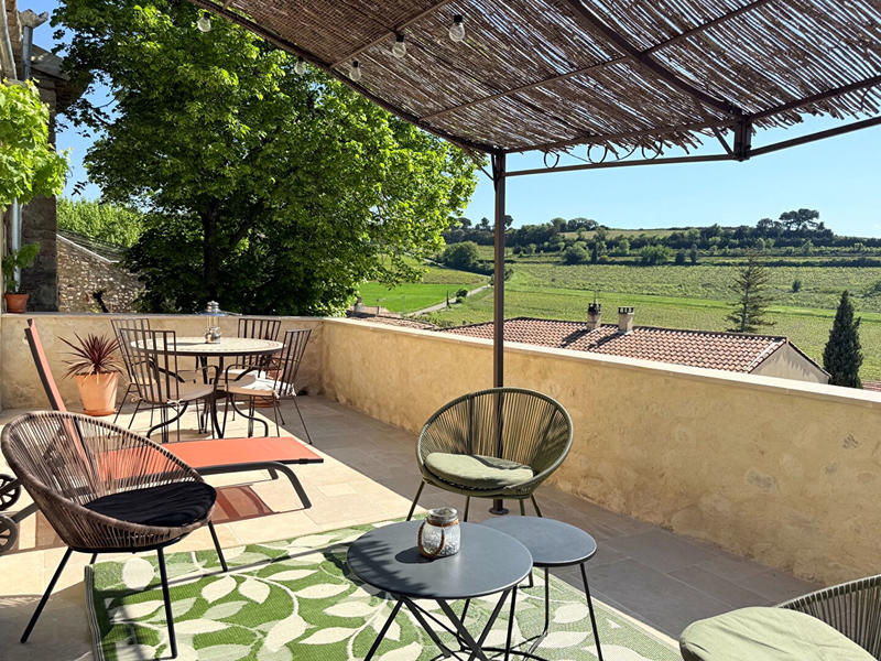 Maison - 238 m² - 9 pièces