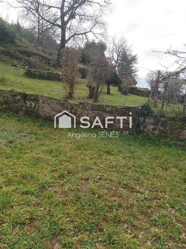 Maison - 96 m² - 5 pièces