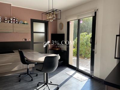 Propriété - 150 m² - 5 pièces