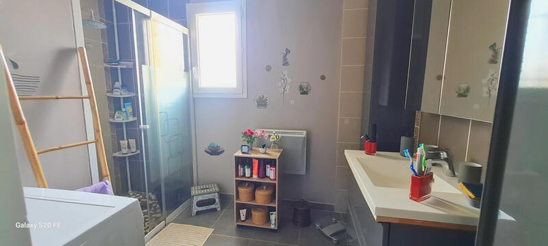 Villa - 92 m² - 4 pièces