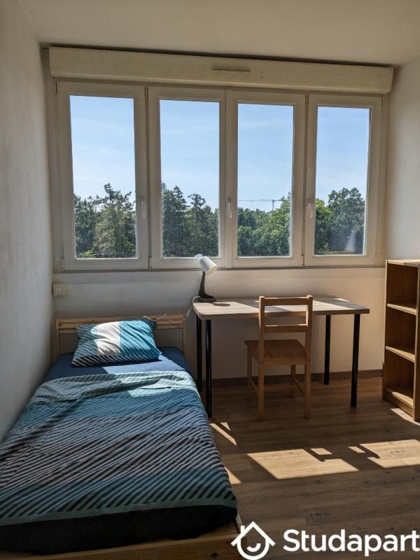 Chambre - 10 m² - 1 pièce