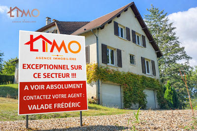 Maison traditionnelle - 166 m² - 8 pièces