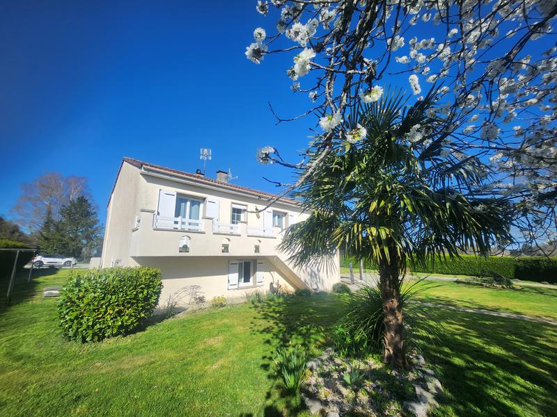 Maison - 135 m² - 6 pièces