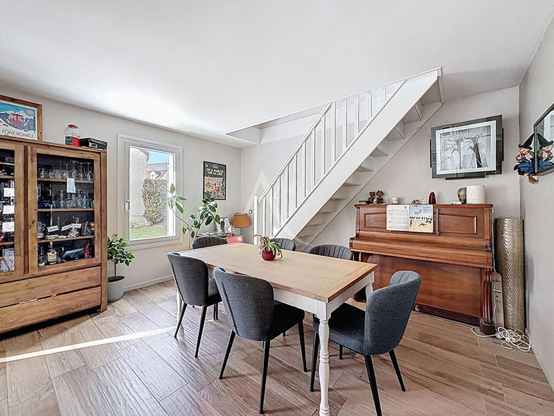 Maison - 86 m² - 5 pièces