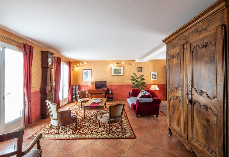 Maison - 183 m² - 8 pièces