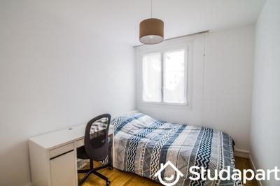 Chambre - 10 m² - 1 pièce