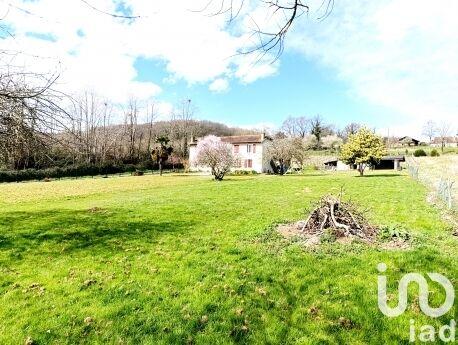 Maison - 142 m² - 8 pièces