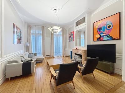 Maison bourgeoise - 488 m² - 16 pièces