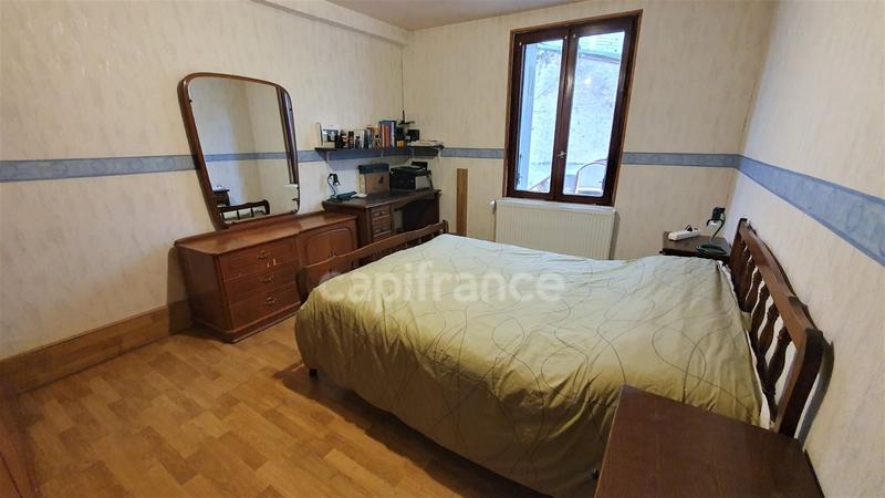 Maison de ville - 240 m² - 9 pièces