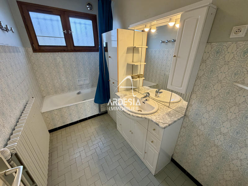 Maison - 115 m² - 7 pièces