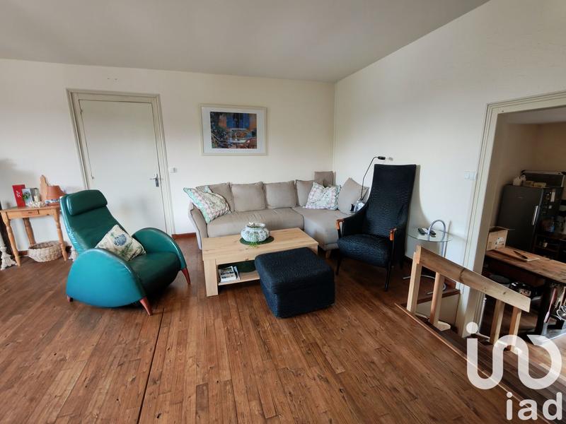 Maison - 235 m² - 10 pièces