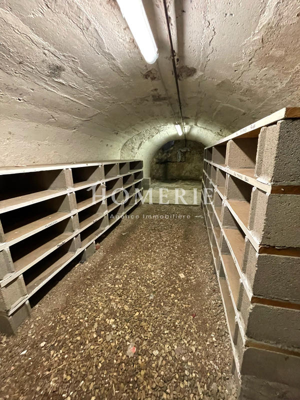 Maison de village - 300 m² - 16 pièces