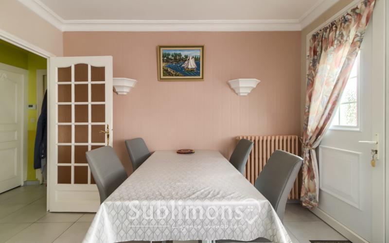 Maison - 93 m² - 5 pièces