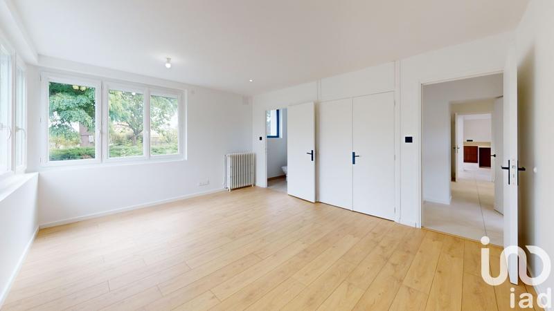 Maison - 256 m² - 9 pièces