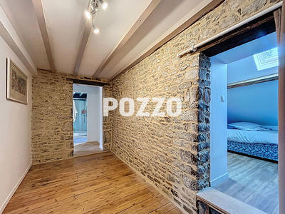 Maison - 192 m² - 9 pièces