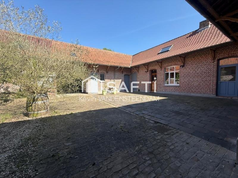 Maison - 195 m² - 7 pièces