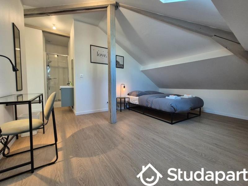 Appartement - 75 m² - 5 pièces