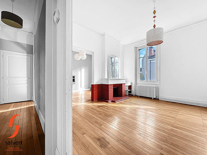 Appartement - 110 m² - 5 pièces