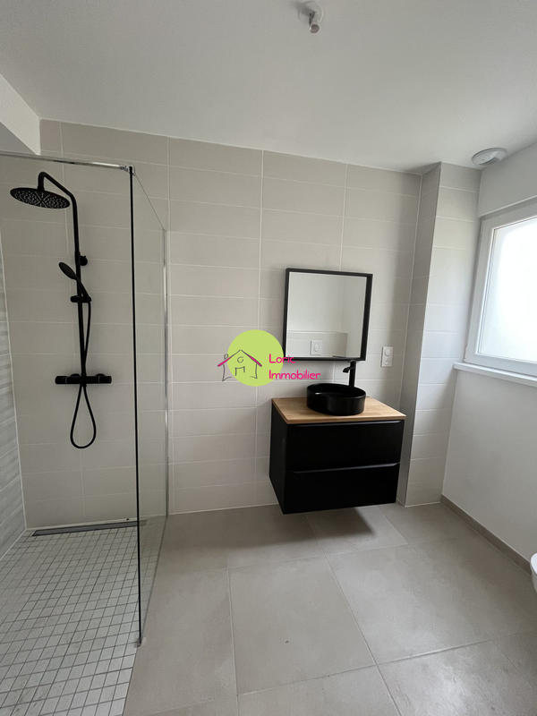 Maison - 96 m² - 5 pièces