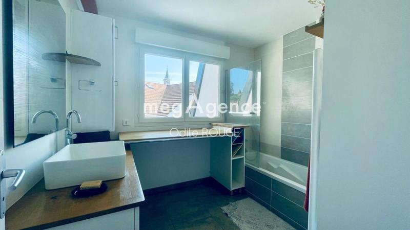 Appartement - 97 m² - 4 pièces