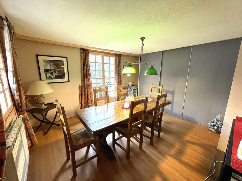 Appartement - 126 m² - 5 pièces