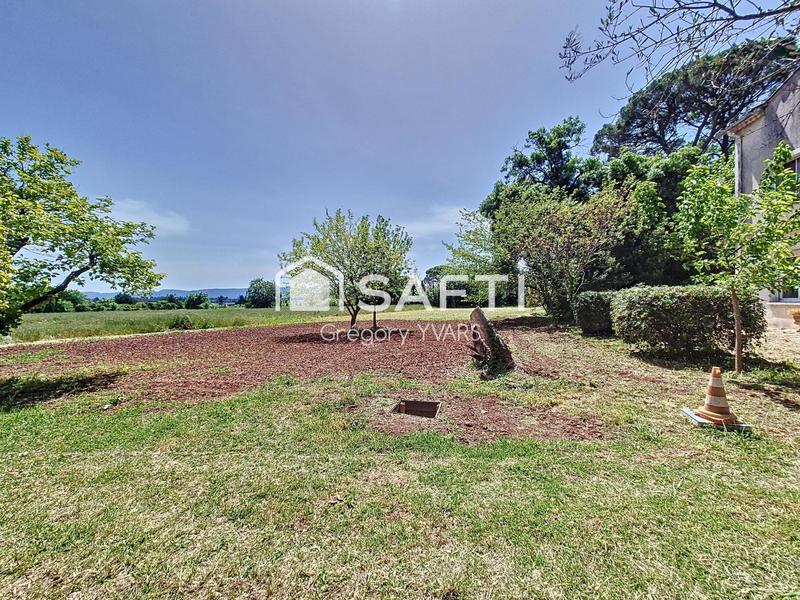 Maison - 310 m² - 20 pièces