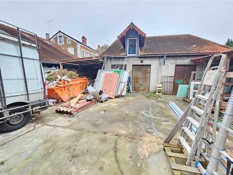 Immeuble - 350 m² - 15 pièces