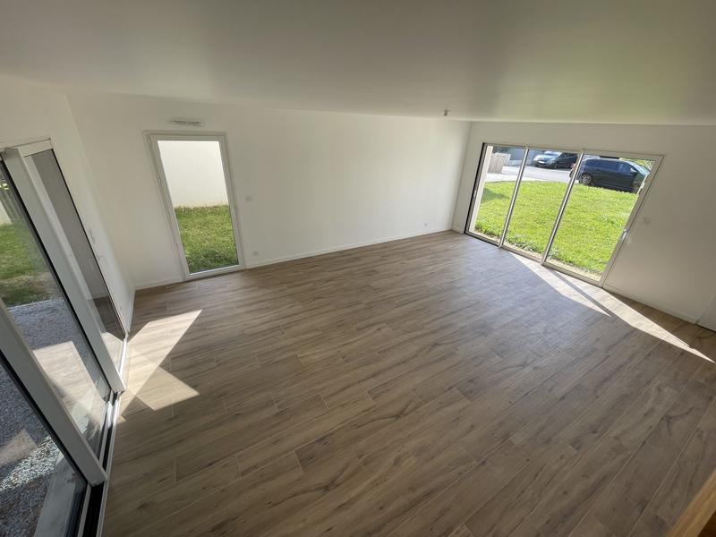 Maison contemporaine - 123 m² - 6 pièces