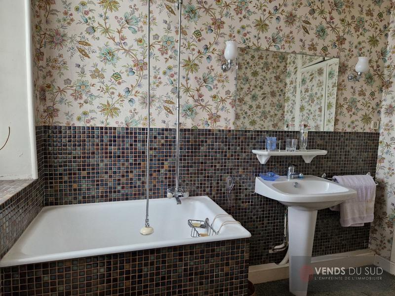 Maison bourgeoise - 290 m² - 12 pièces