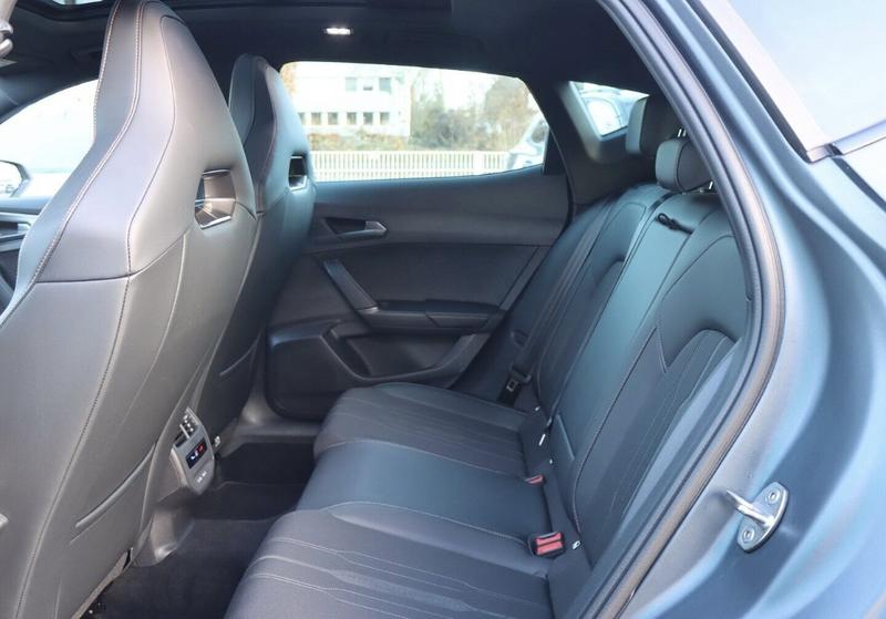 Cupra Formentor 245 Vz Hybride Rechargeable Gris Mate / Toit Ouvrant Volant Super Sport Camera 360° Full Link Pack Xl