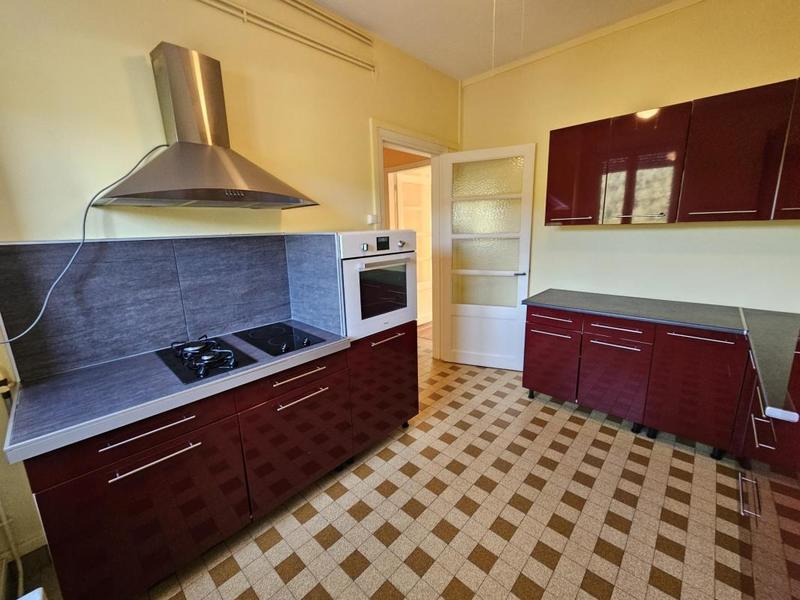 Appartement - 82 m² - 4 pièces