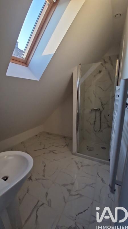 Maison - 101 m² - 5 pièces