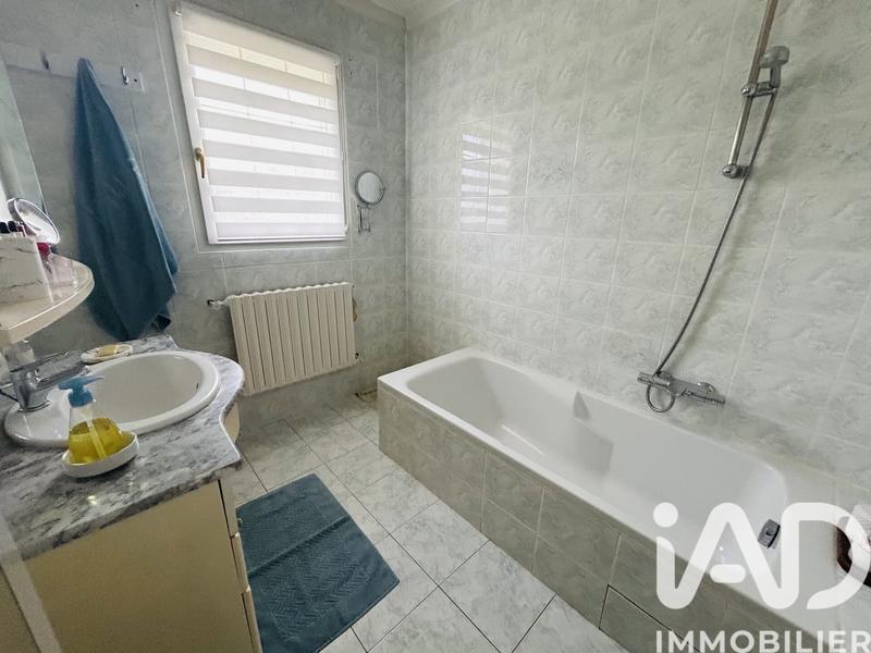 Maison - 163 m² - 7 pièces