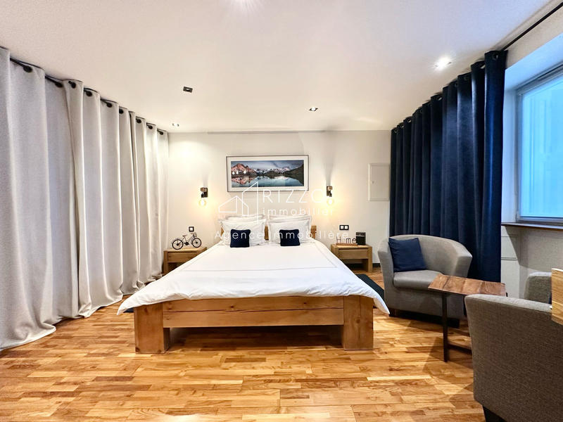 Appartement - 79 m² - 3 pièces